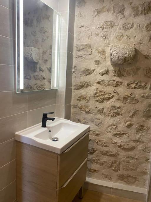 Loft En Plein Coeur Du Village Saint-Paul-de-Vence Exterior photo